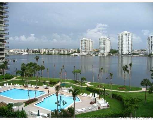 18181 31 CT - Photo 1