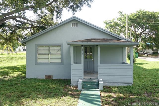 407 3rd Pl - Photo 1