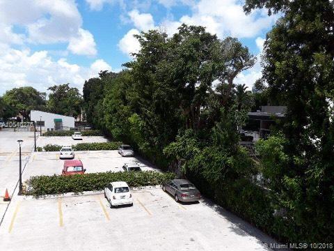 2201 Brickell Ave - Photo 1