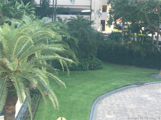 20191 Country Club Dr - Photo 1