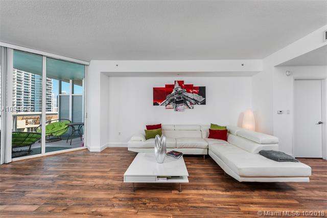 1900 Bayshore Dr - Photo 1