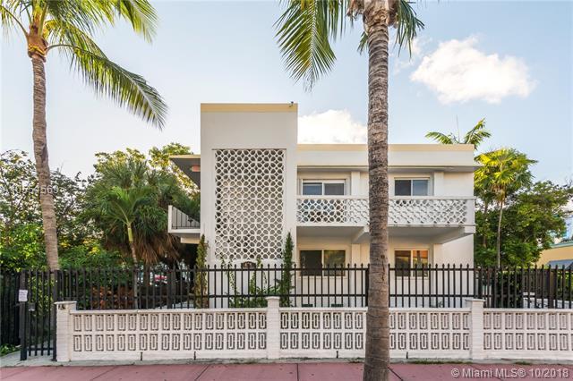 428 Collins Ave - Photo 1