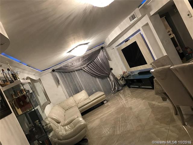 4101 Pine Tree Dr - Photo 1