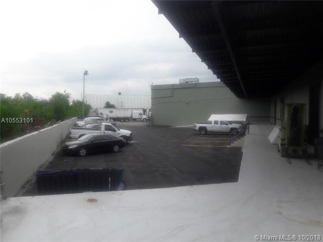 592 185th St - Photo 1