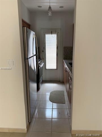 644 Meridian Ave - Photo 1