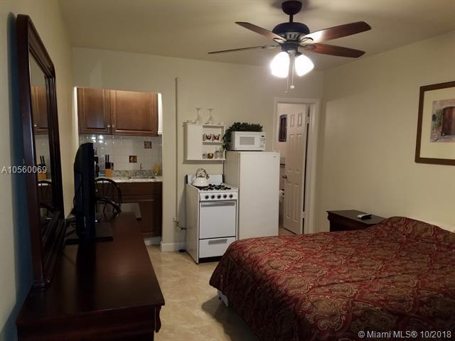 342 Van Buren St - Photo 1