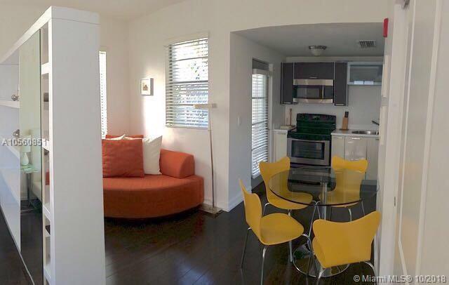 621 11th St - Photo 1
