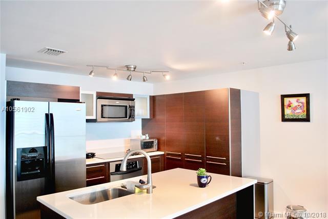 1900 Bayshore Dr - Photo 1