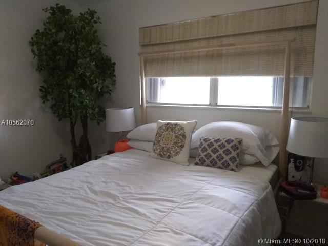 798 Crandon Blvd - Photo 1