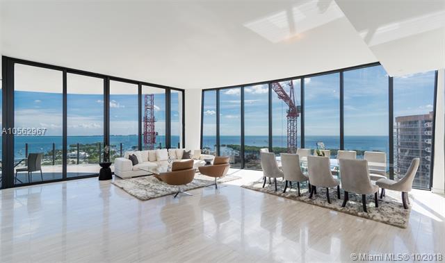 2821 Bayshore - Photo 1
