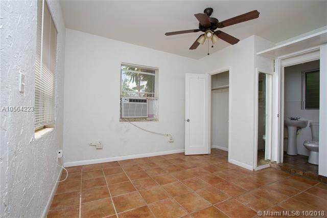 535 29th St - Photo 1