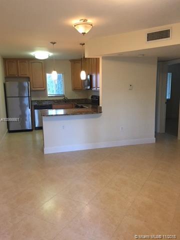 410 15TH - Photo 1