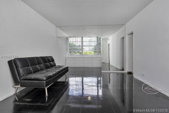 3 Island Ave - Photo 1
