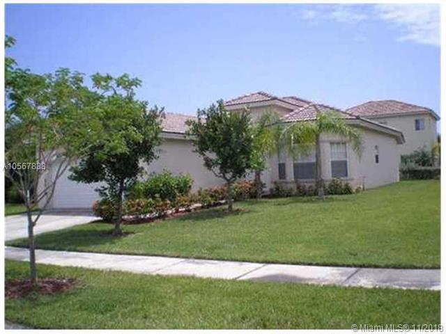 465 24 Dr - Photo 1