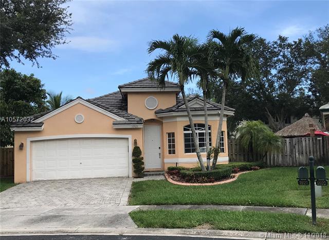 1921 99th Ave - Photo 1