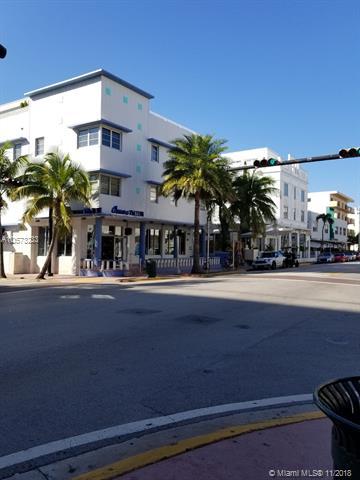 1100 Collins Ave - Photo 1