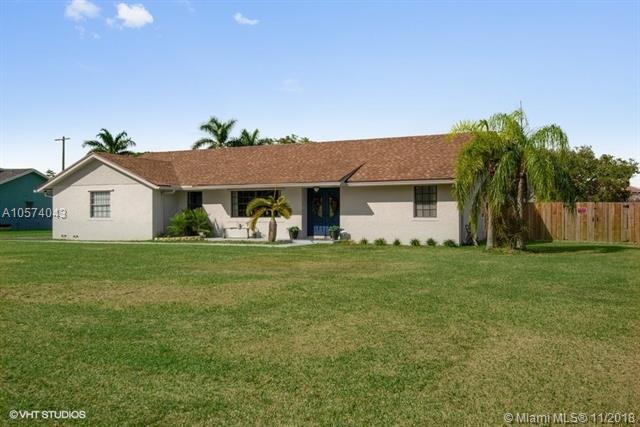 1739 20th St - Photo 1