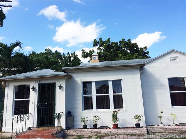 2811 3rd St - Photo 1