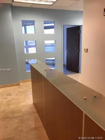 17501 Biscayne Blvd - Photo 1