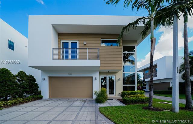 7435 97th Ct - Photo 1