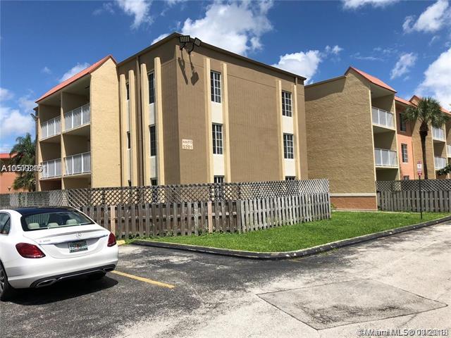 5201 Geneva Way - Photo 1