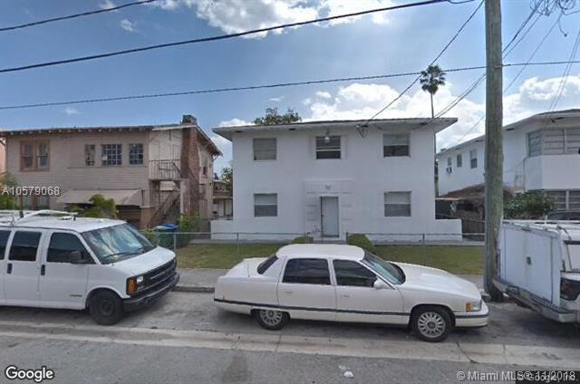 560 4th St - Photo 1