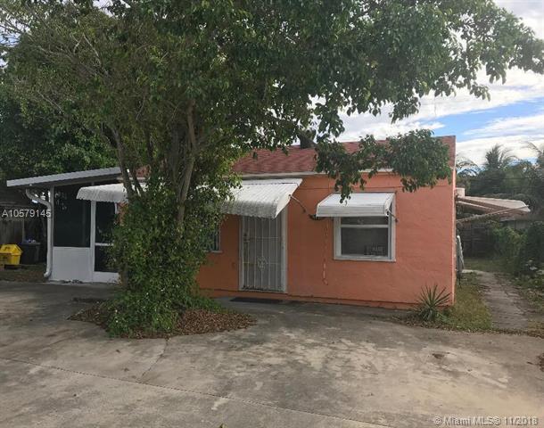 7880 Loomis St - Photo 1