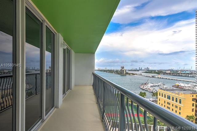 1756 Bayshore Dr - Photo 1