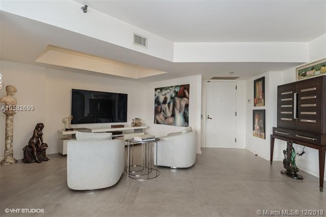 19707 Turnberry Way - Photo 1
