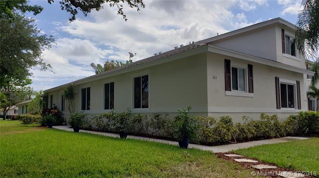 823 42 Place - Photo 1