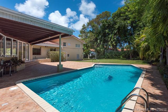 251 Shore Dr - Photo 1