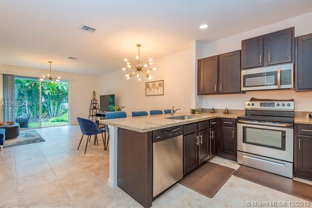 387 1st Dr - Photo 1