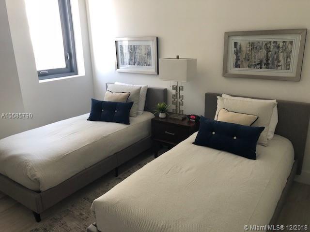 121 34 Street - Photo 1