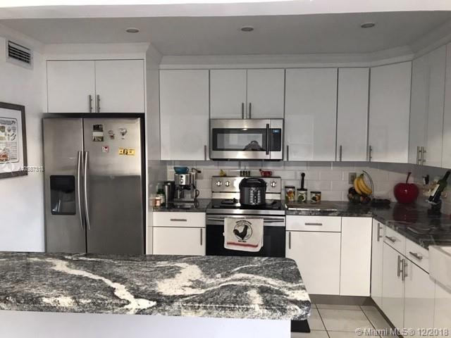 8429 137th Ave - Photo 1