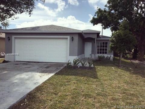 2128 3 St - Photo 1