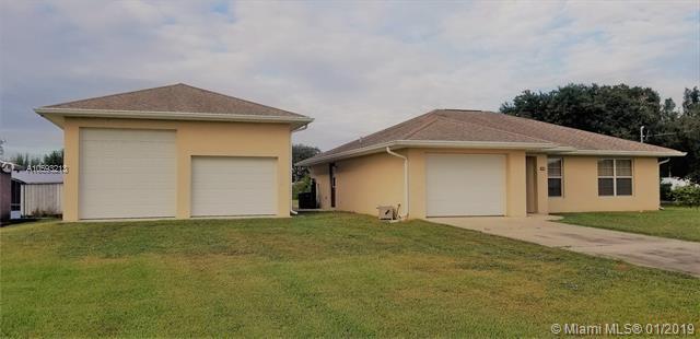 1058 White Lane - Photo 1