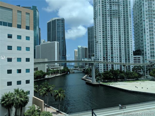 350 Miami Ave - Photo 1