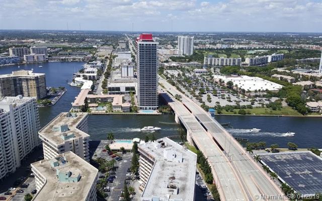 1800 Ocean Dr - Photo 1