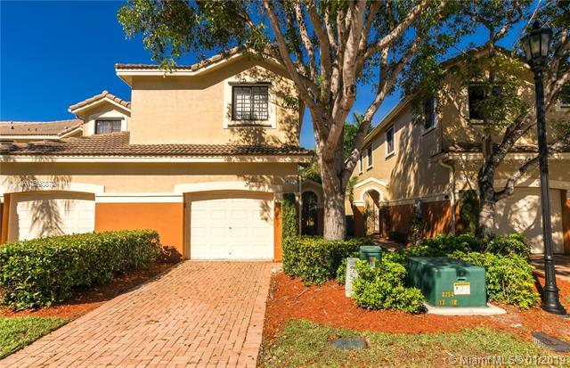 3829 Tree Top Dr - Photo 1