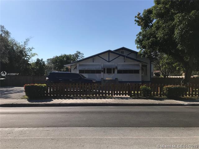 814 Las Olas Blvd - Photo 1