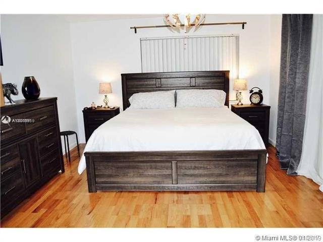 1431 14th Ave - Photo 1