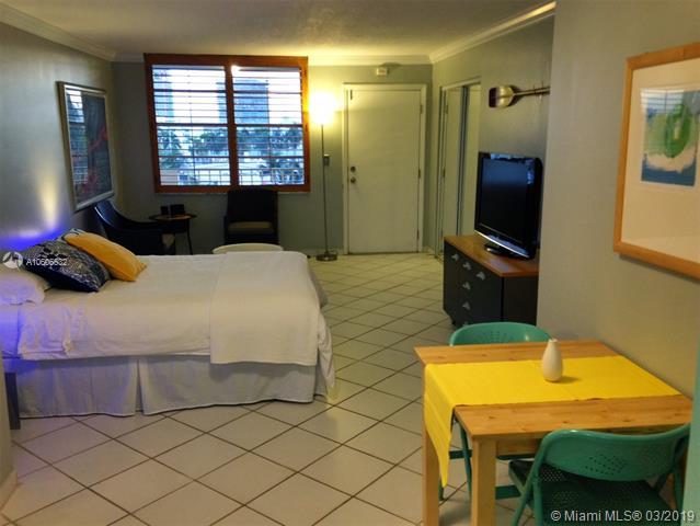 631 Jefferson Ave - Photo 1