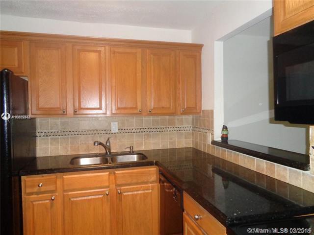 15225 6th Ave - Photo 1