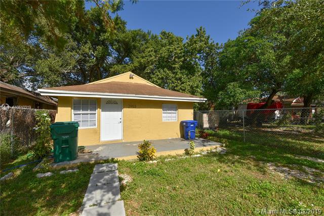 2953 45th St - Photo 1