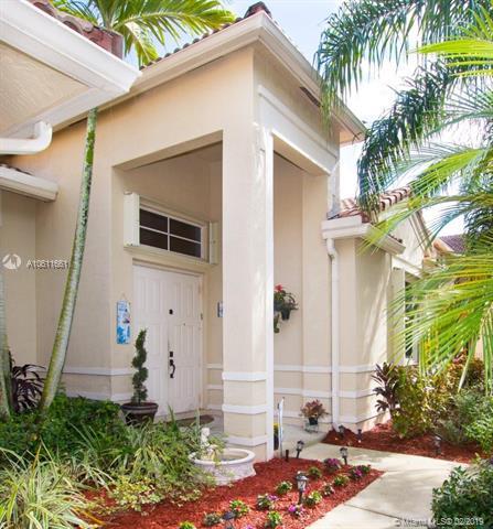 3834 Crestwood Cir - Photo 1