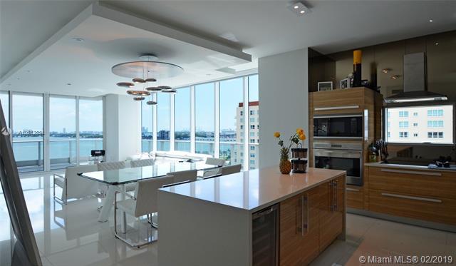 2020 Bayshore Dr - Photo 1