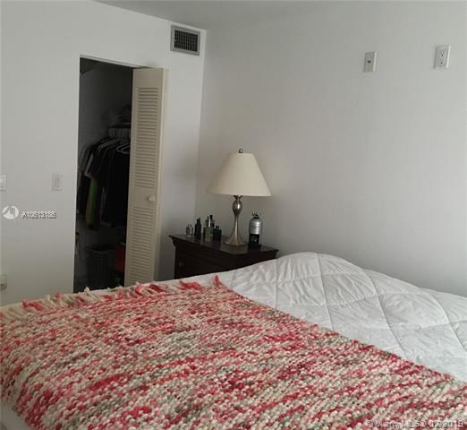 7747 86th St - Photo 1
