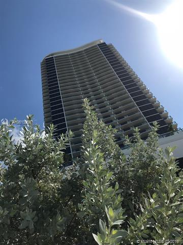 1600 1 Ave - Photo 1