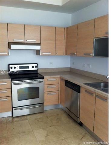 2525 3 AVE - Photo 1