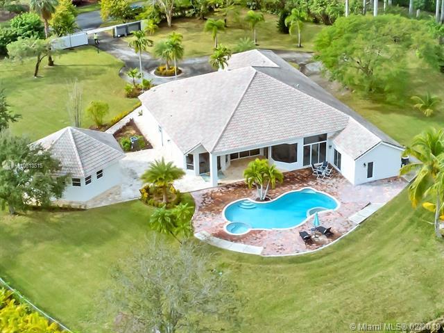 561 Ranch Rd - Photo 1